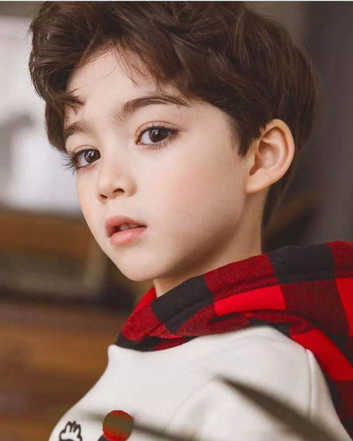 這個(gè)男孩讓18萬(wàn)人瘋狂,這是我今年看過(guò)顏值最高的人