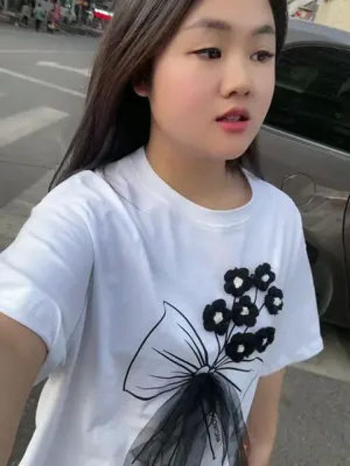 出來透透氣,繼續(xù)混我的日子,急個(gè)毛線,又不是只有我一個(gè)人難,又不是只有我一個(gè)人掙不到錢,